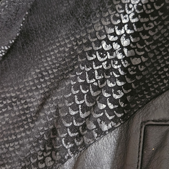 VINTAGE CHIA black leather crop jacket - Picture 2 of 8